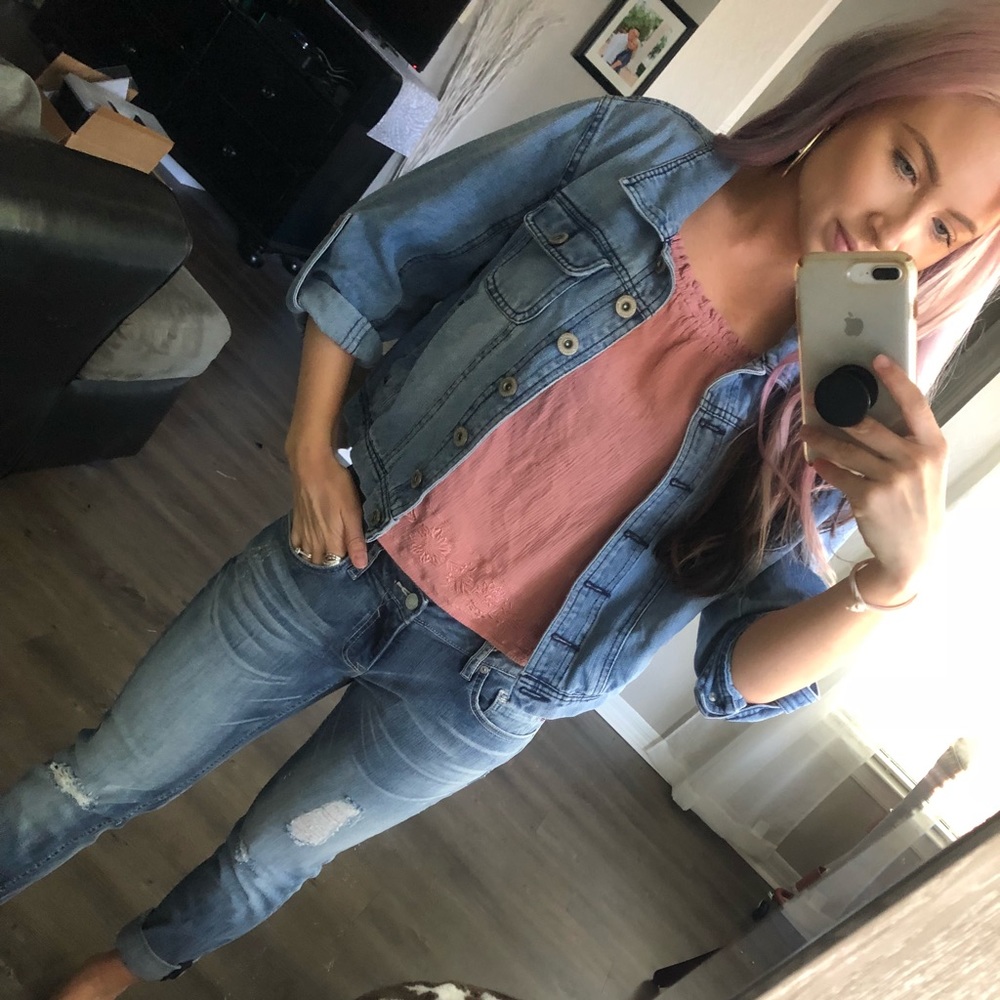 Cropped jean jacket